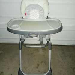 Baby sit high chair