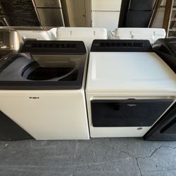 Whirlpool Washer And Dryer Set “27 ( Lavadora Y Secsdora )