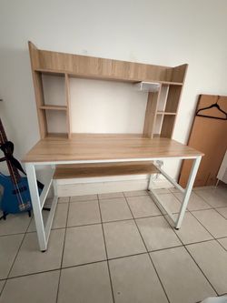 Computer Desk with Hutch Shelving