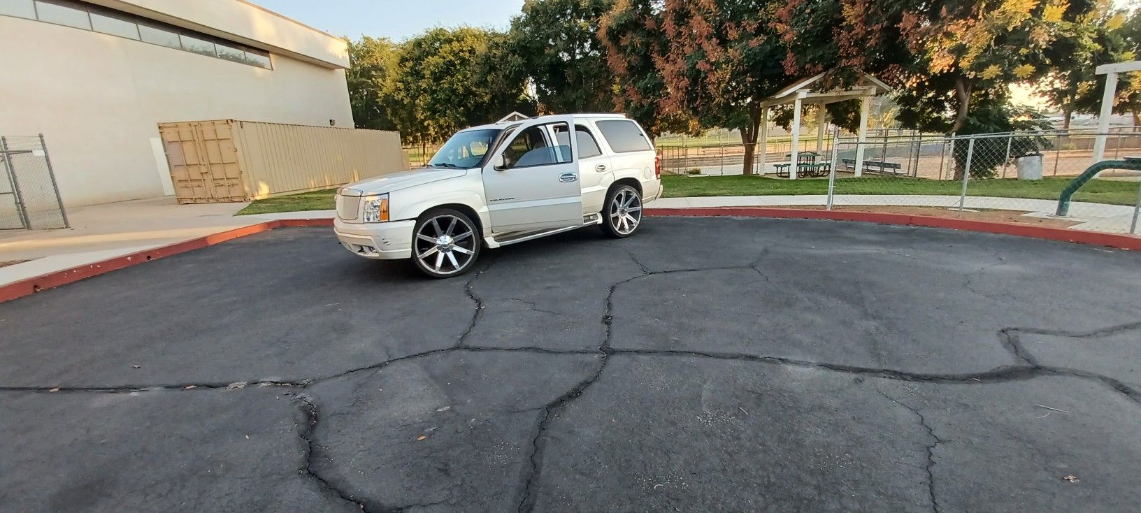 Escalade Cadillac