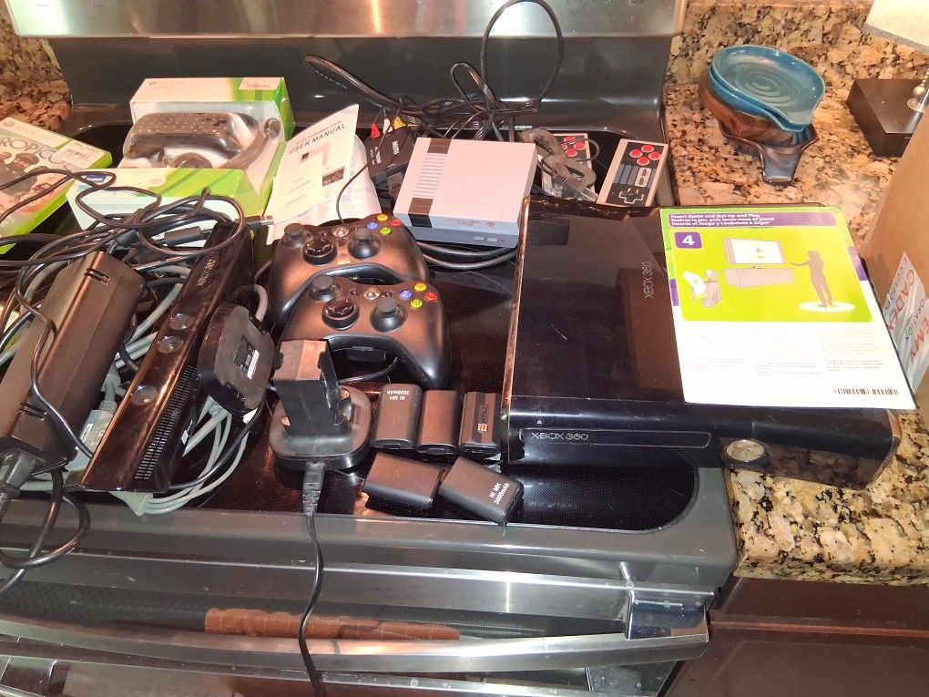 Xbox 360 Kinect + Games, Atari, Nintendo