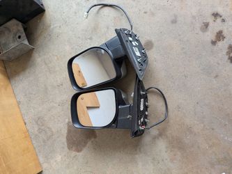2004 Nissan Titan side view mirrors