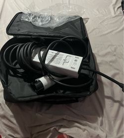 Ultiume ev charger