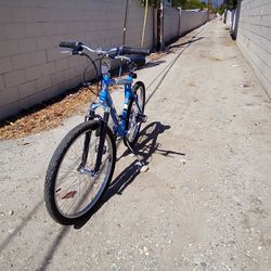 GT AGGRESSOR 3.0 ALUM FRAME ATB MTN BIKE( BLUE) ATB MOUNTAIN BIKE REFURBISHED OBO