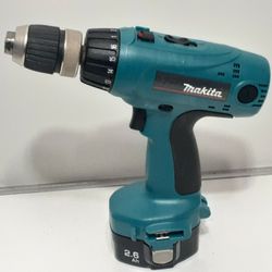 Makita 14.4v 6337D 1/2 (13mm) Drill. NO CHARGER. Excellent Condition. 