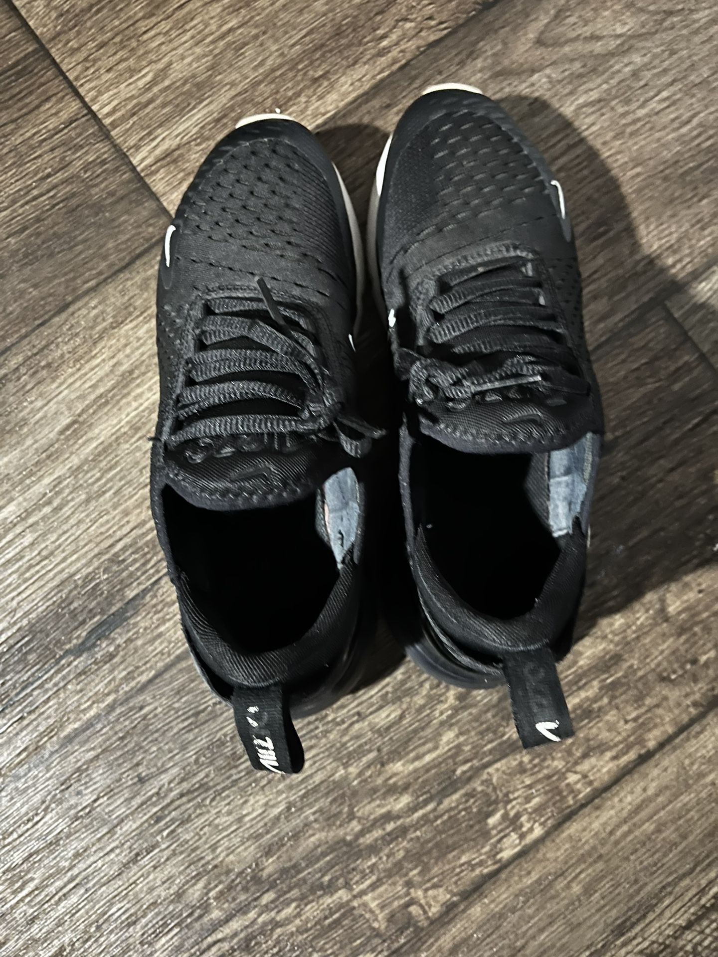 Nike 270s White/Black/Hyper Pink
