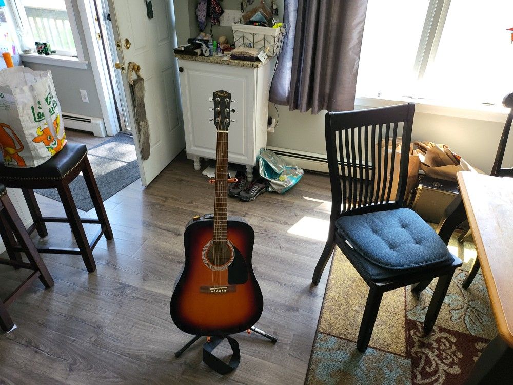 Fender Acoustic Gutair