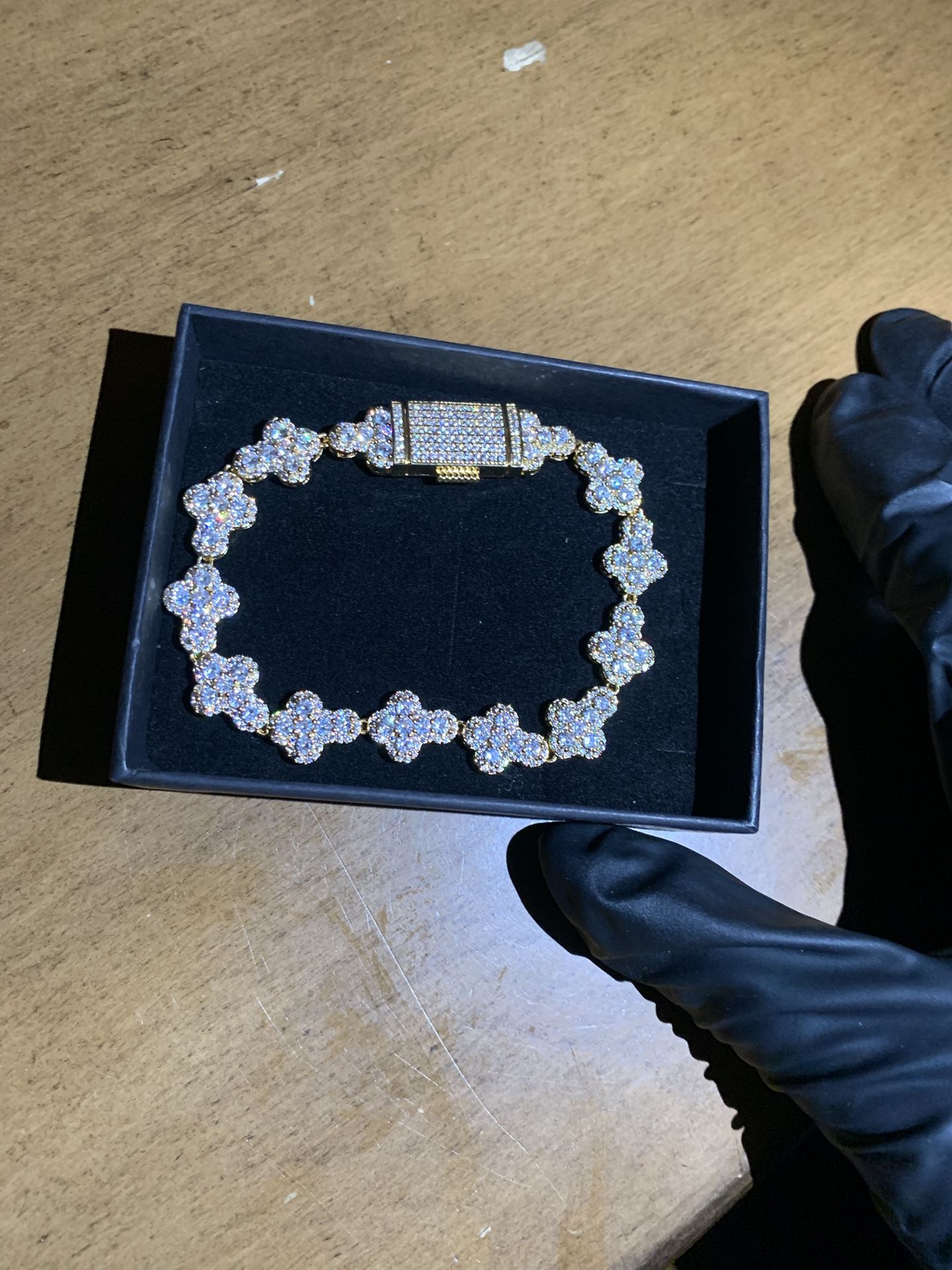 Cross Link Bracelet