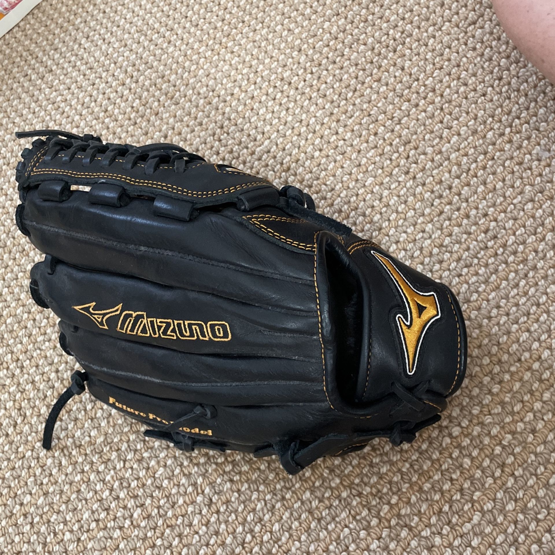 Mizuno MVP Prime Future Series: Youth