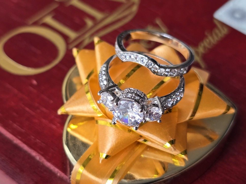 Silver Wedding Ring Size 7