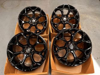 20”Chysler Wheels New Powder Coat Gloss Black