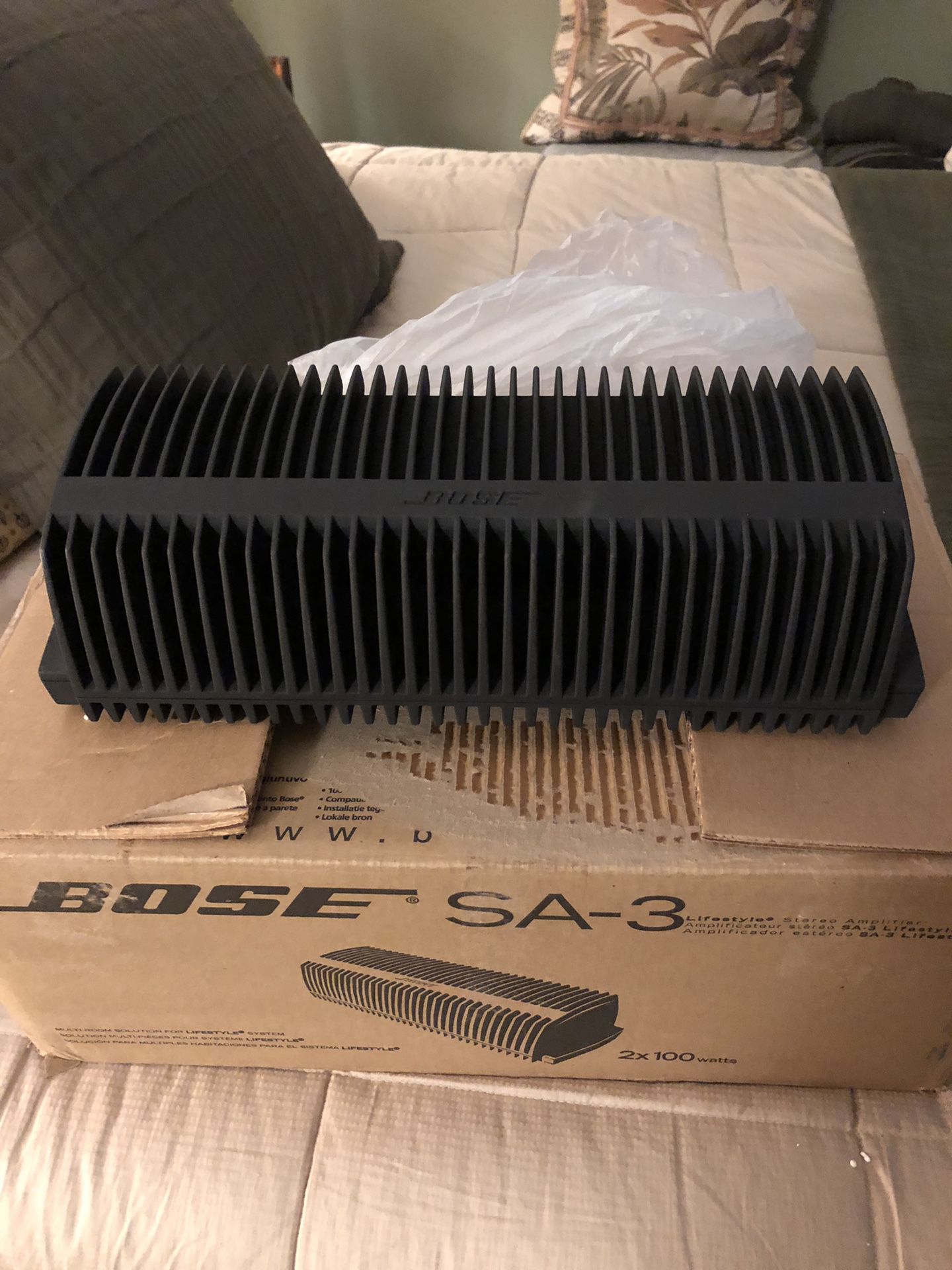 Bose Lifestyle SA-2 and SA-3 Amp