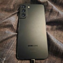 Sangsung GALAXY S22 PLUS FOR AT&T OR CRICKET ONLY