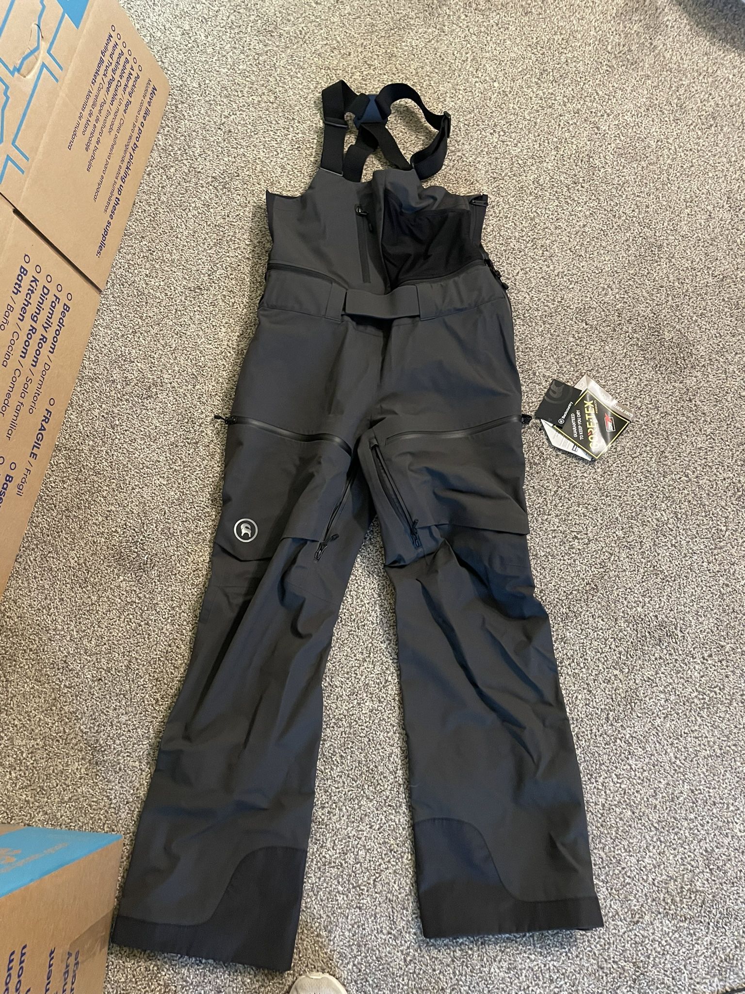 GORE-TEX Snowboard Pants—Women’s Medium