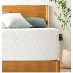 NEW in Box Queen Zinus  Green Tea Memory Foam 12” Mattress Medium/Firm