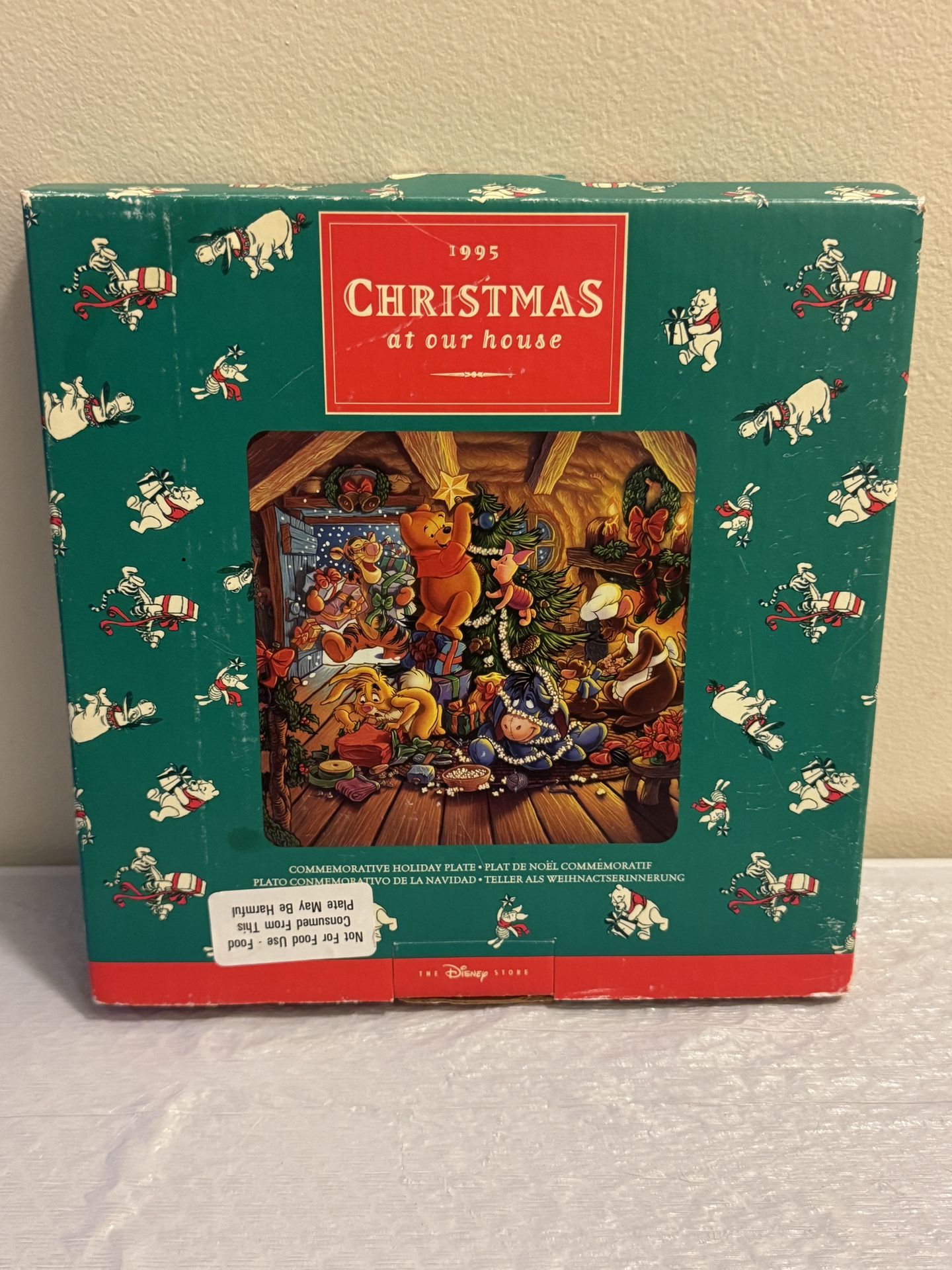 1995 Winnie the Pooh Christmas Plate - “ Christmas at Our House"