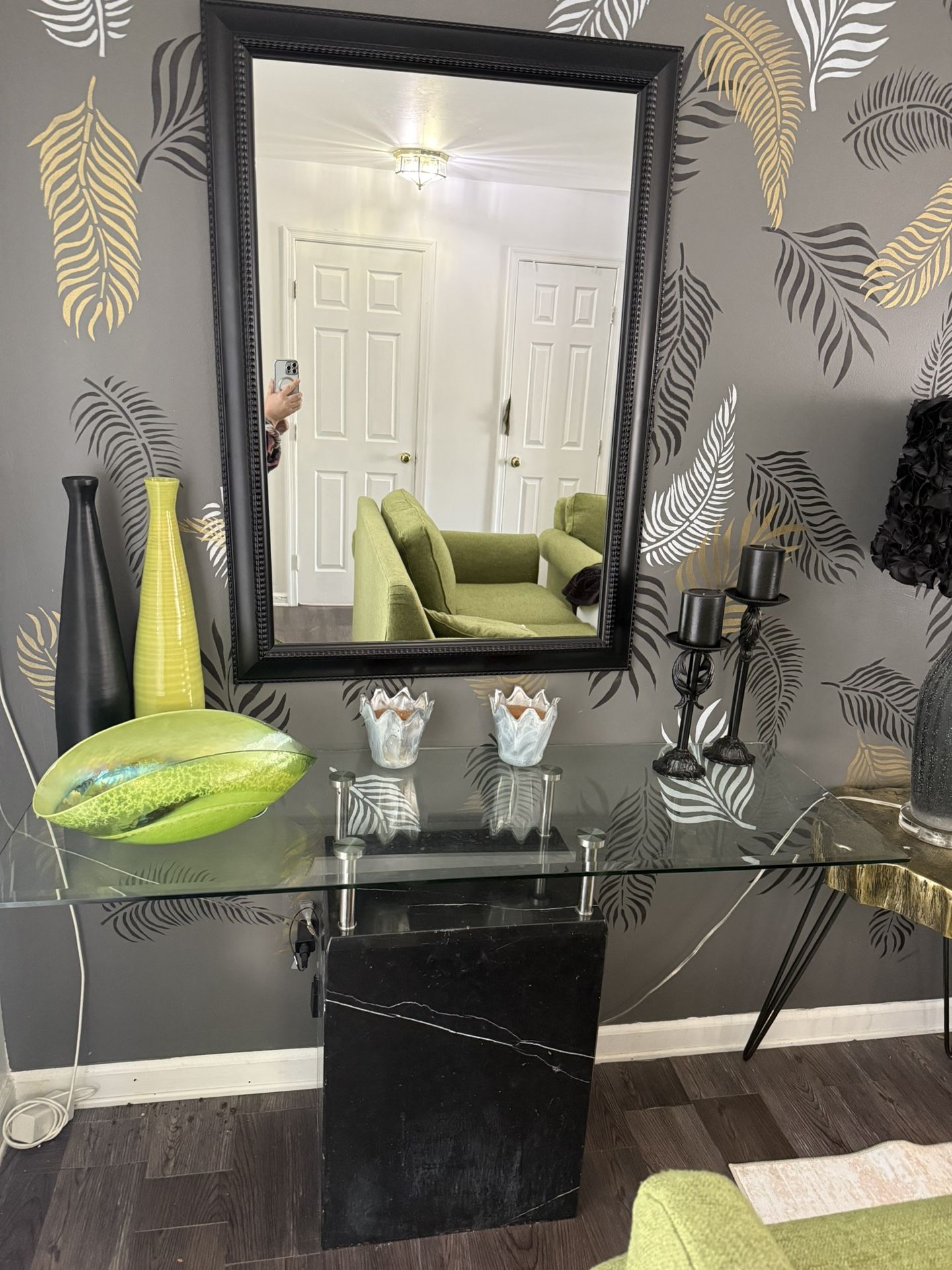 Real Marble Console Table With Mirror And Plus All Decoration