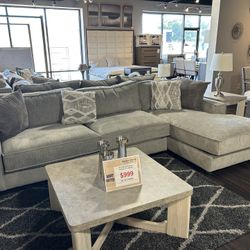 2 Piece Fabric Sectional Set With Chase