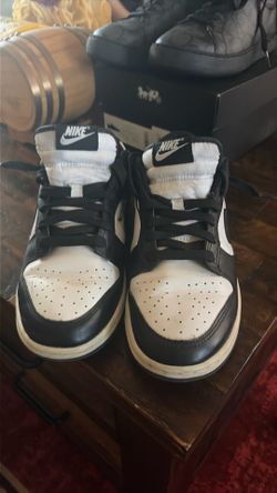 Used panda dunks