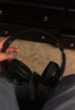 Memorex wireless headphones