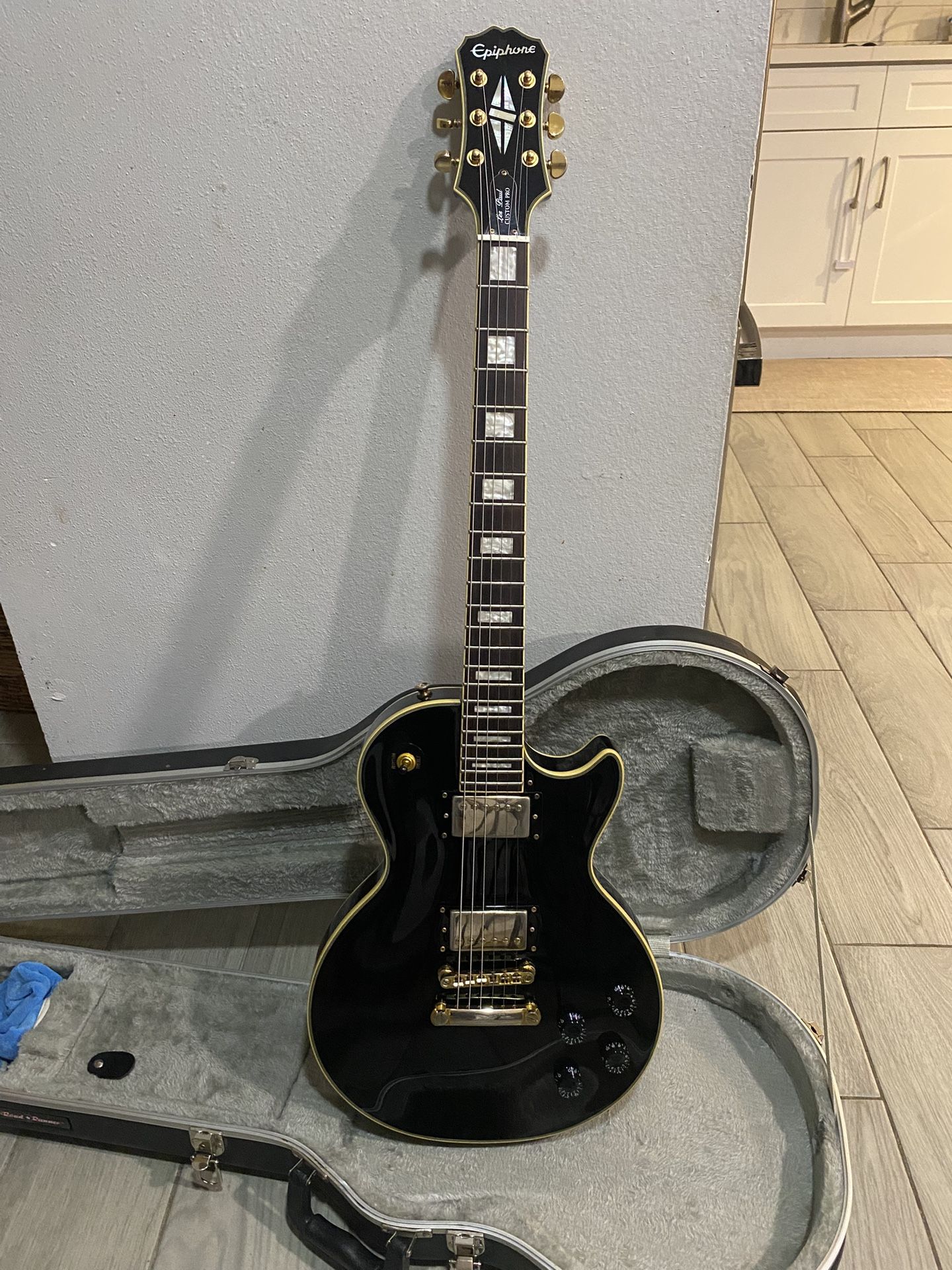 2014 Epiphone Les Paul Custom Pro
