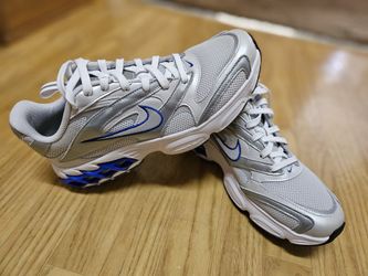 Size 12 Women NIKE