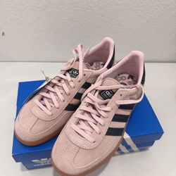 Adidas Pink Spezials 