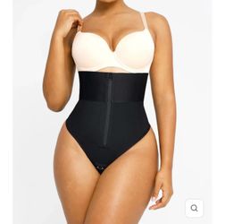 AirSlim® Boned Sculpt High-Waisted Short