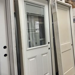 32  X 80 In Left Hand Ins swing  Door, 36 X 80 Right Ha and in-swing Doors With A Pet Guard $450-$750