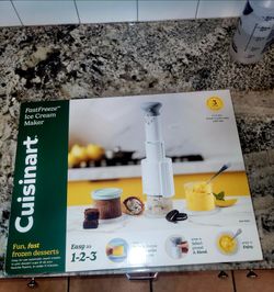 Cuisinart Ice Cream Maker 1/2 pint