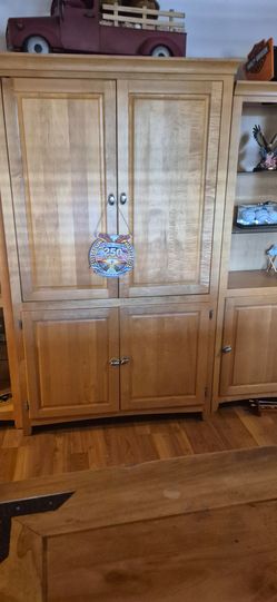 Wall unit