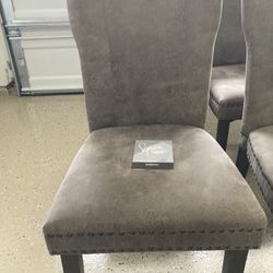 Dining table chairs