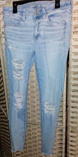 FIRM IN MERCED‼️ AMERICAN EAGLE JUNIORS JEANS SIZE 6