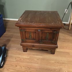 End table
