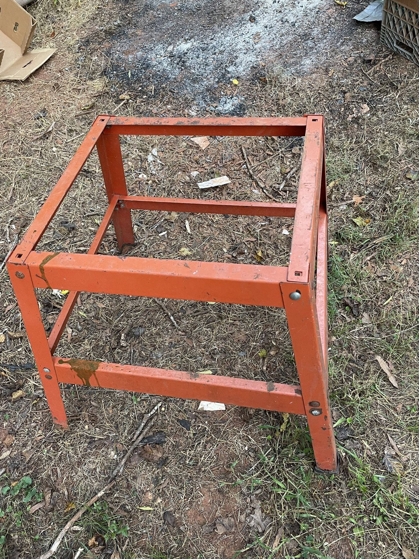 Saw table 24x18x20 inch