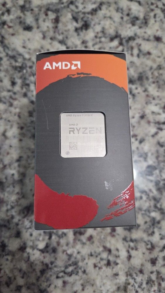 AMD Ryzen 7 3700X