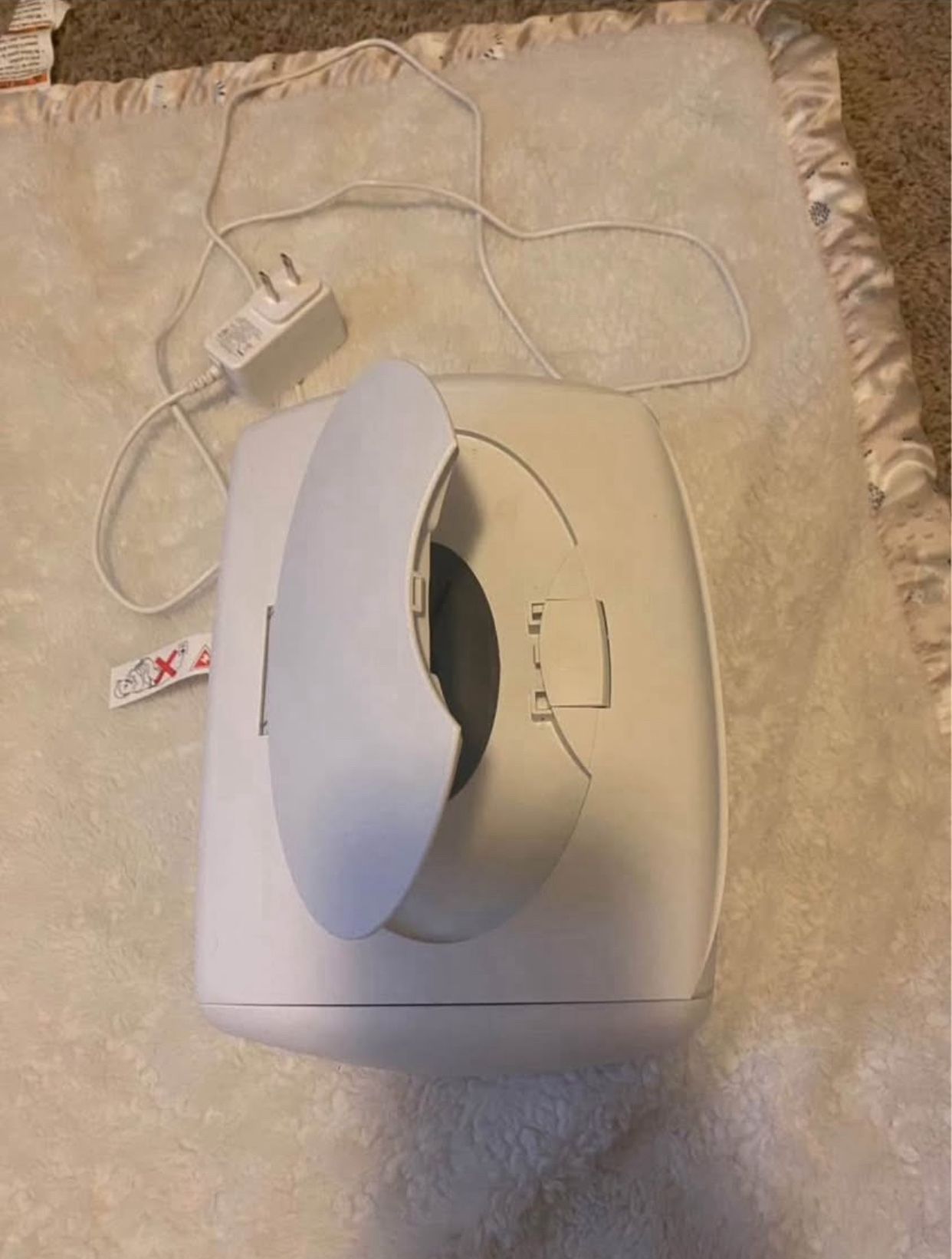 Wipe warmer