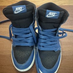Jordan 1 Retro Kids Size 1