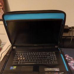 MSI Pulse 17 With Accessories