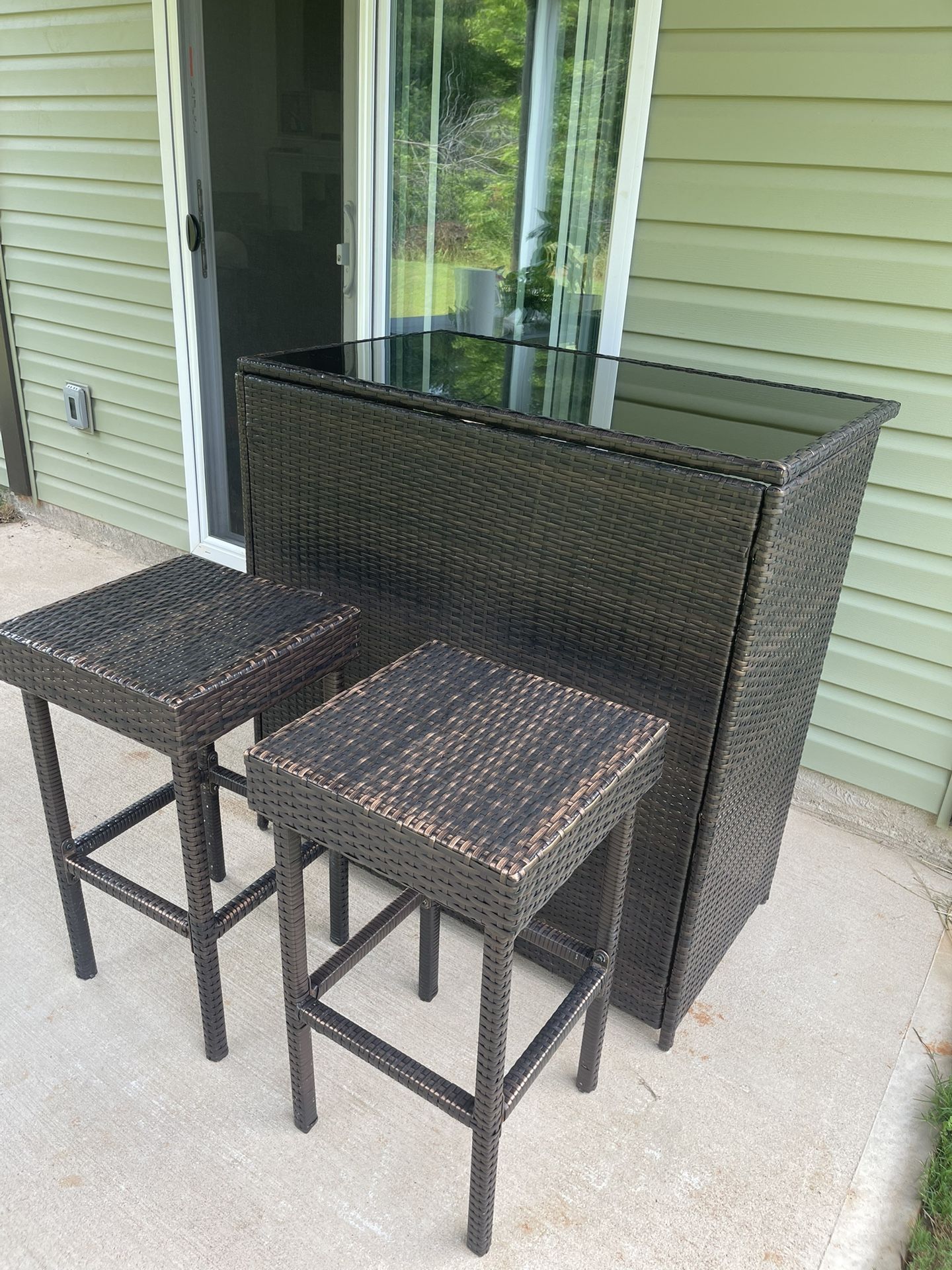 Bar And Bar Stools