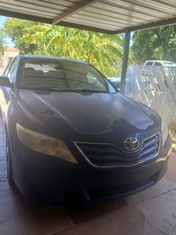 Toyota Camry Sedan