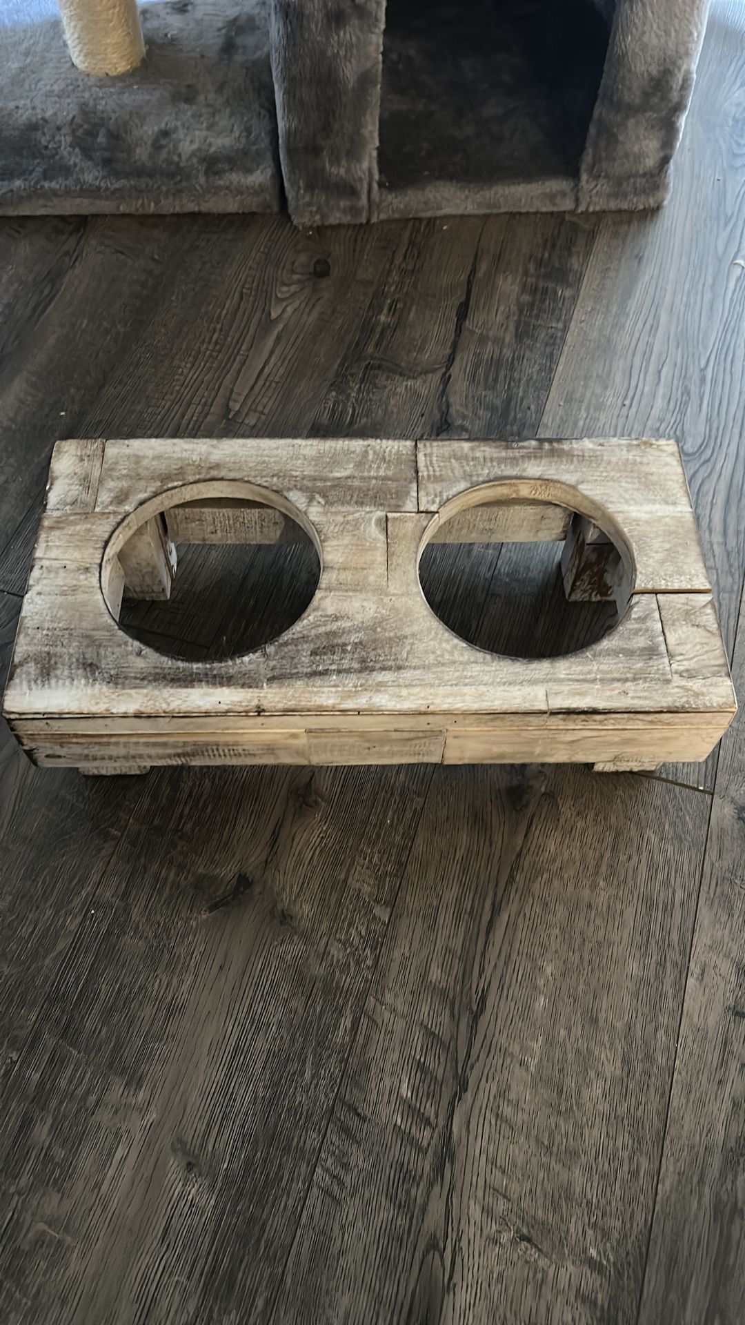 Food Bowl Holder