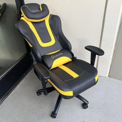 New In Box ECLife Gaming Gamer Styler Computer Chair With Massaging Back Pillow Office Furniture Black Yellow Accent 