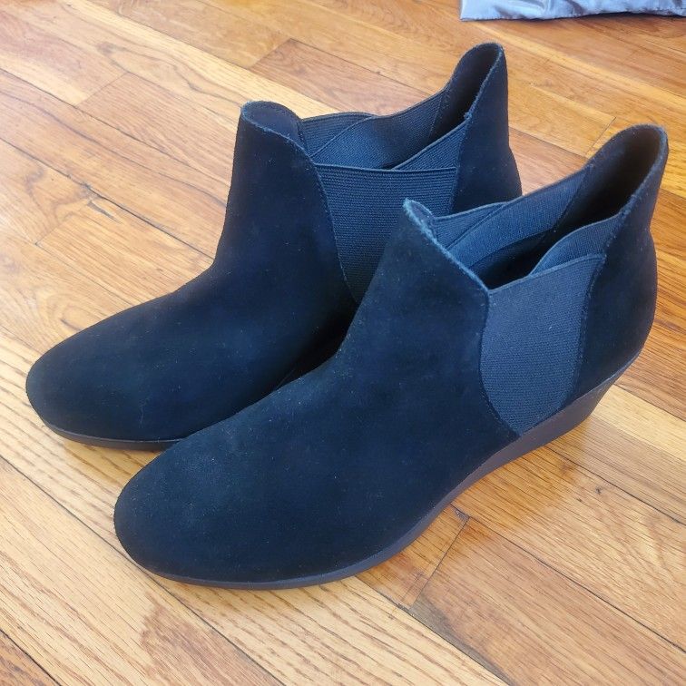 Crocs Wedge Booties Size 9.5