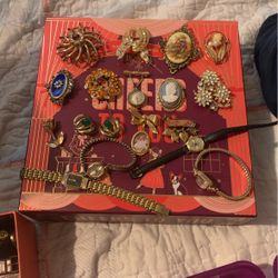 Vintage Jewelry S Boundless