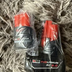 Milwaukee batteries high output 2.5 and  M12 12-Volt Lithium-Ion XC Extended Capacity 4.0 Ah battery.