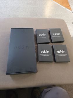 Eskiin filtered shower head wand with all accessories and a Year's worth of filters