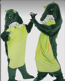 Shark hoodie blanket in green