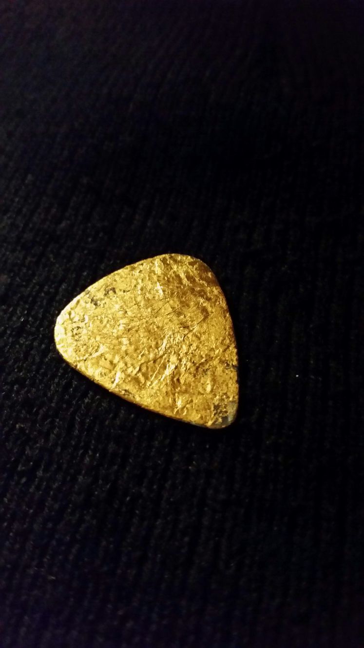 guitar pick real gold 24 k cover