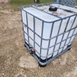 300 gallon container